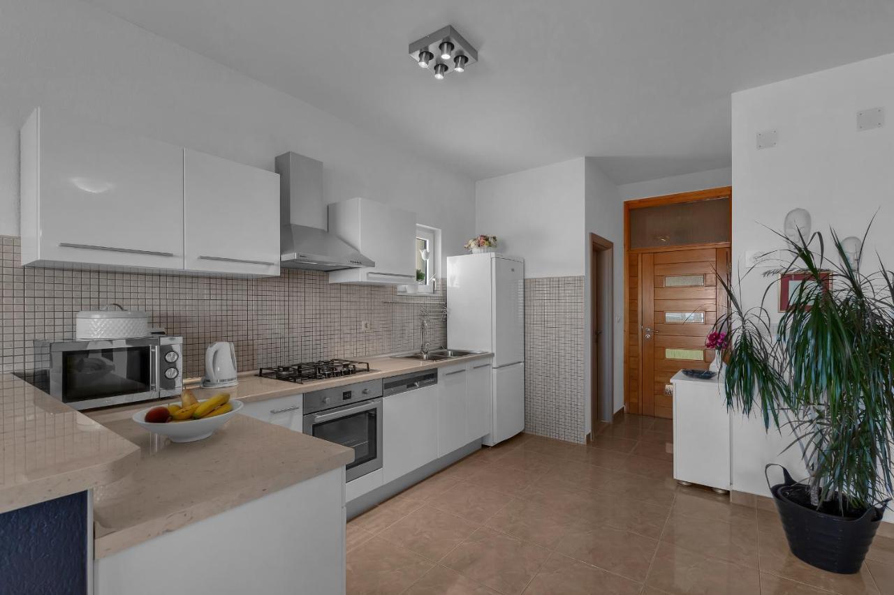 Stunning City View Apartment Makarska Eksteriør bilde